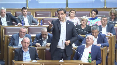 Montenegrin parliament lifts pro-Russian opposition leader’s immunity 